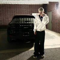 IZZY - Pose for Profit (Explicit)