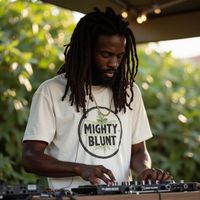 DJ Dee Dee - Erbin da MightyBlunt Dub