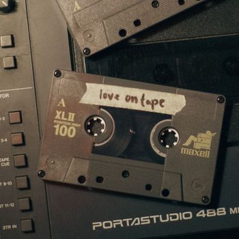 cecilia - love on tape