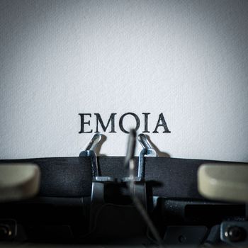 Puzzle - EMOIA (Explicit)