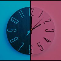 Yvat - 2 Noaptea la birou