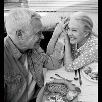 JOÃO BRAGANÇA - Faço tudo que ela quer