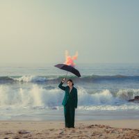 Leau - Closer to Earth (Explicit)