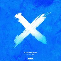 Bag Raiders - Hold Me