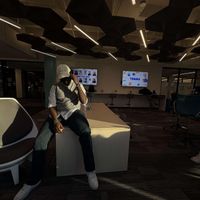 GIANt - EVERYBODY. (Explicit)