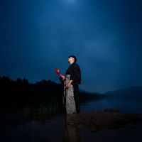 Fishy - CÓ LẼ ANH (Explicit)