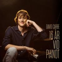 David Carbe - 16 år vid pianot
