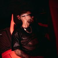 AMG - Buscando (Explicit)
