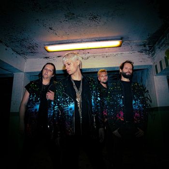 Technicolour - Yksinäiset sudet