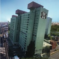 Dead Voices On Air - Lewis Spybey (feat. Lewis Spybey & Graham Lewis)