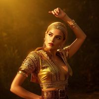 Betty - Golden Aura