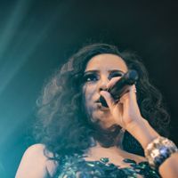 Aline Calixto - Flor Morena