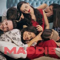 Maddie - Fă-mi dragoste cadou