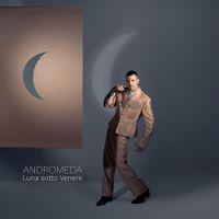 ANDROMEDA - Luna sotto Venere