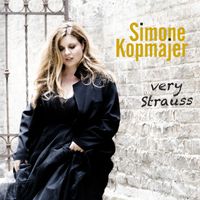 Simone Kopmajer - Very Strauss