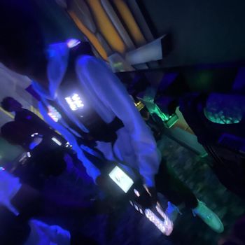 R1 - Dirt (Explicit)