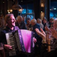 M Man Music - Mag Ik Je Iets Aanbieden