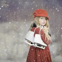 Pedi - Snow Is Falling
