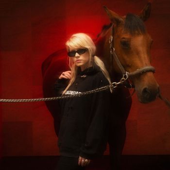 Arleta - wild horses (Explicit)