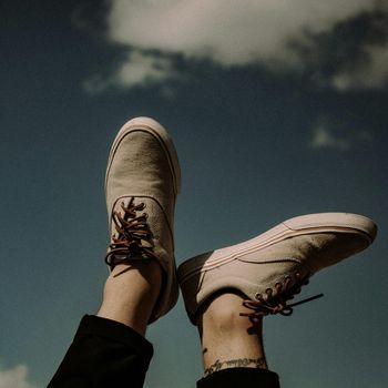 Macrogenre - Gray Low-Top Skies