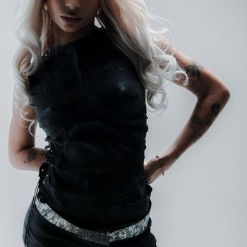 DEVA - Dientes largos