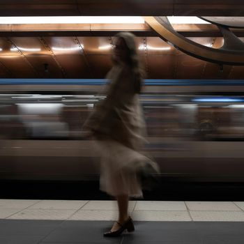 Macrogenre - Metro Blur