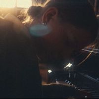 Yana - Tender (Live from Reykjavík)