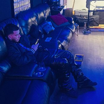 Moon - Hollywood Hov (Explicit)