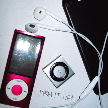 MARAH - Turn It Up