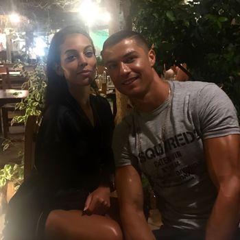 Cave - HAUS MIT BOOT