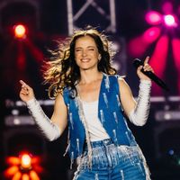 Nina Pušlar - Saj sva skupaj v živo iz stadiona Ivančna Gorica (Live)
