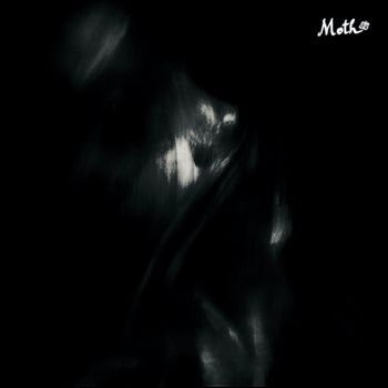 Pam Risourié - Moth