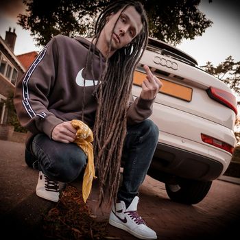 Valentino - Je:*ać Audi (Explicit)