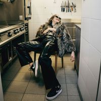 IZABEL - Melodrama