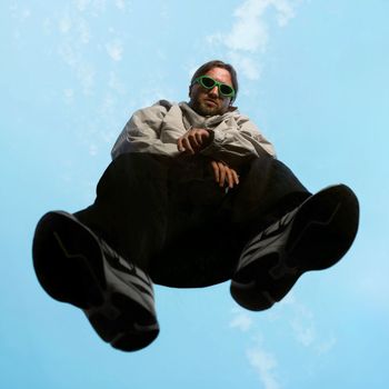 Kevin - Niks Persoonlijks (Explicit)