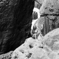 Kelissa - Skyline Rocking