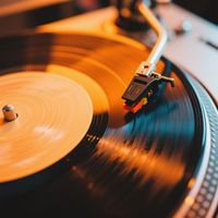 YClara - Spin That Groove