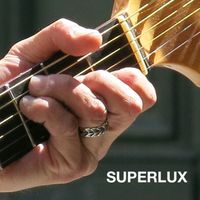 SUPERLUX - Superlux
