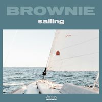 BROWNIE - sailing