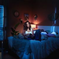 Amel Bent - MINUIT UNE (Explicit)