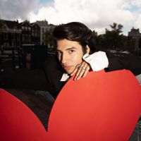 Oliver Aron - NoT sURe i'Ve eVeR bEEn iN LoVe :S (Explicit)