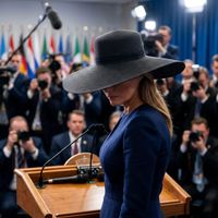 A Class - The A-List Concierge - Melania (Explicit)