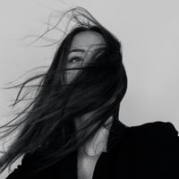 Macrogenre - Long-Sleeved Suspended