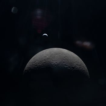 Ad Astra - Guardar Em Sí