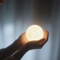 Kika - Hold the Last Light