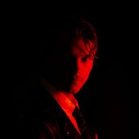 Theo - Headline