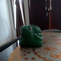 Bond - Merantau ke negeri orang