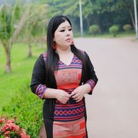 Lee Lee - Lub Npe Laus Kuv Cim Tsis Tau