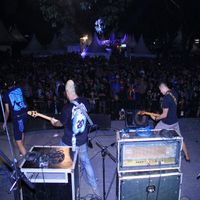 Noise Addict - Lebih Baik Dari Hari Kemarin
