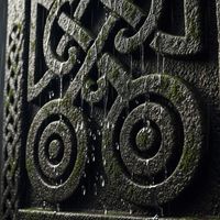 Rune Echo - Mirrored Mist Celtic Ambient